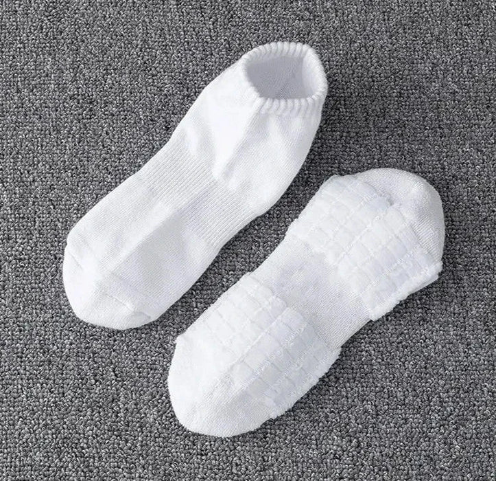 mens-thick-bottom-sweat-absorbing-and-breathable-sports-socks-with-bottom-cushion-for-running-professional-sports-mens-socks