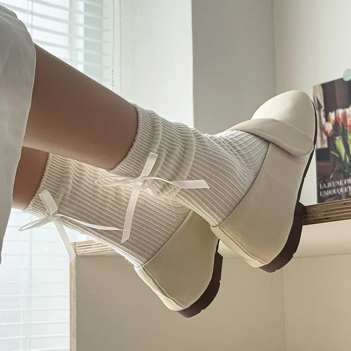 Sweet Bowknot Tied Middle Tube Socks Women Heel Bow Socks