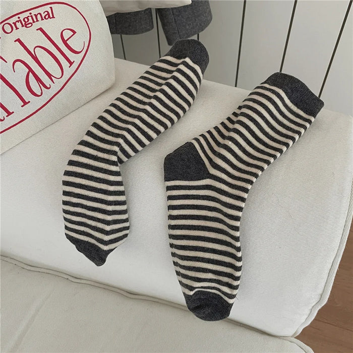 Striped Cotton Socks Women’s Breathable Middle Tube Socks