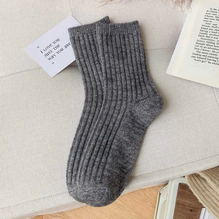 New Winter Fashion Solid Colour Socks
