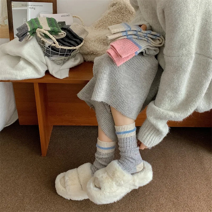 Wool Stripe Designer Socks Middle Tube