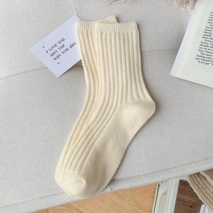 New Winter Fashion Solid Colour Socks