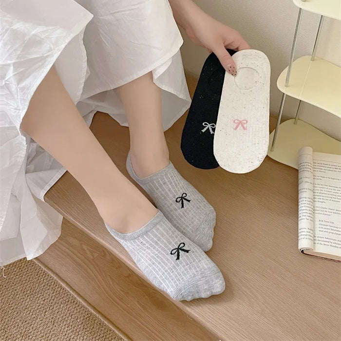 Women Thin Dot Yarn Bowknot No-show Socks