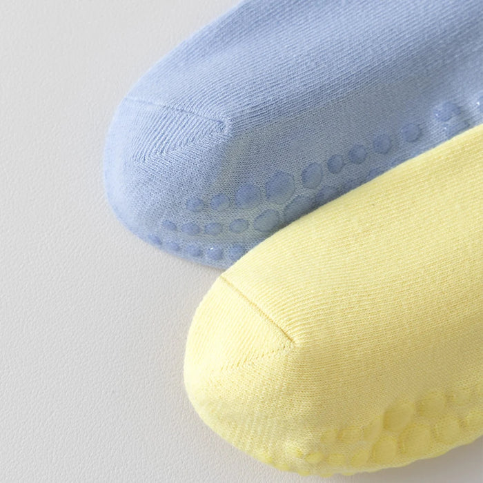 Pastel coloured anti slip yoga socks