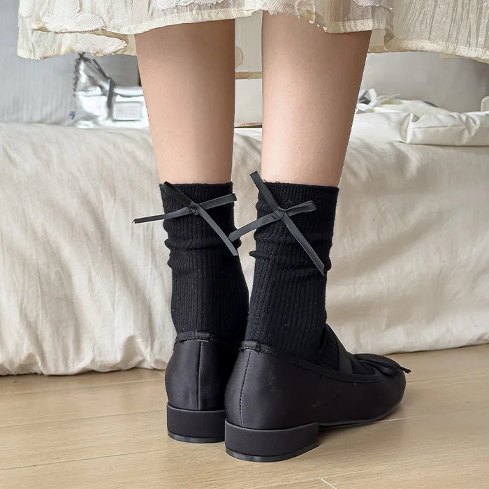 Sweet Bowknot Tied Middle Tube Socks Women Heel Bow Socks