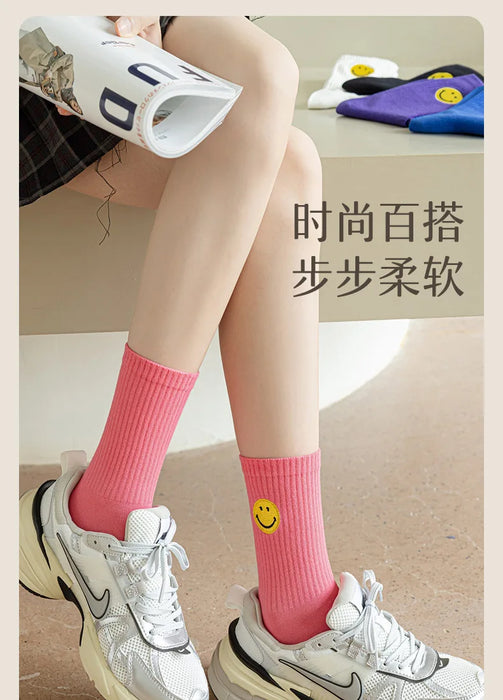 solid-color-medium-tube-socks-for-womens-fresh-smiling-face-pattern-simple-style-comfortable-breathable-girl-socks