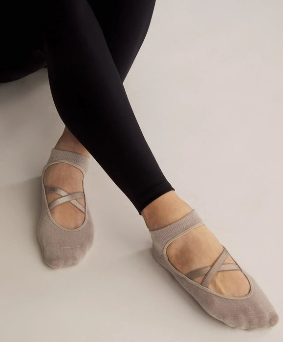 2-pairs-yoga-socks-cotton-breathable-sweat-absorbent-silicone-anti-slip-floor-socks-women-pilates-ballet-fitness-sports-sock-set