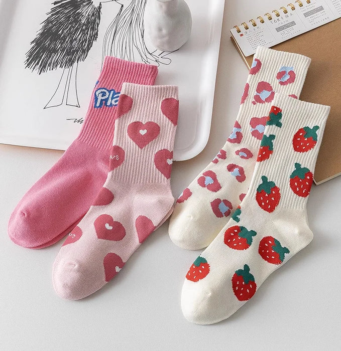 Women's Floral Heart Print Crew Socks