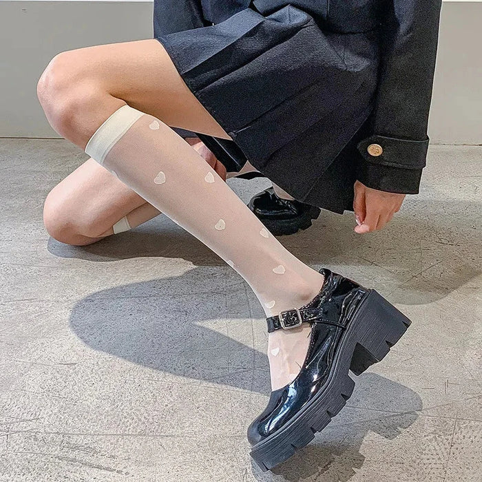 korean-jk-school-black-white-socks-for-women-sexy-girls-heart-print-socks-college-style-fishnet-stockings-knee-high-stockings
