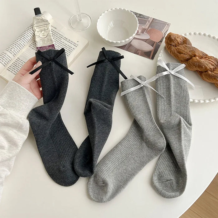Sweet Bowknot Tied Middle Tube Socks Women Heel Bow Socks