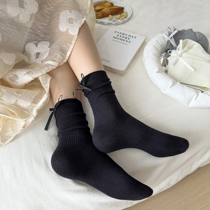Sweet Bowknot Tied Middle Tube Socks Women Heel Bow Socks