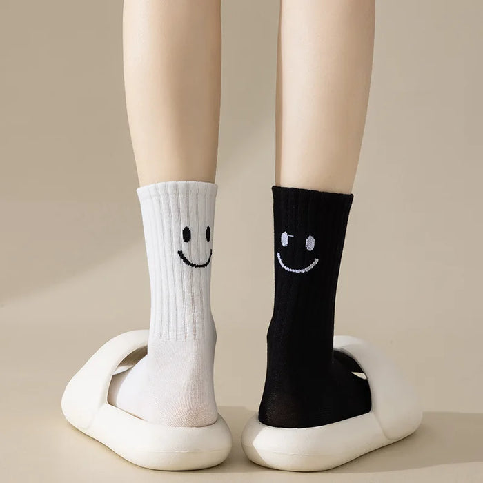 Smile Face Socks Women's Fashion Mid-Calf Socks