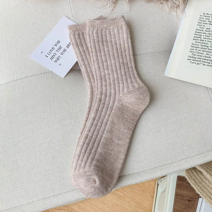 New Winter Fashion Solid Colour Socks