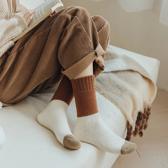 4-pairs-of-cashmere-socks-for-women-autumn-and-winter-plus-velvet-thickened-mid-tube-socks-warm-long-socks