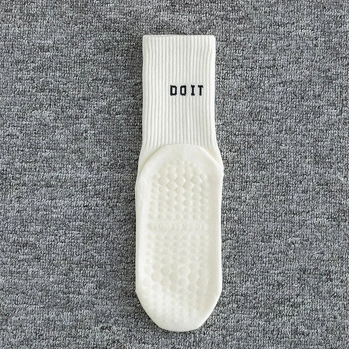 womens-fitness-floor-socks-trend-mid-length-yoga-socks-sports-socks-sweat-absorbing-and-breathable-pilates-socks