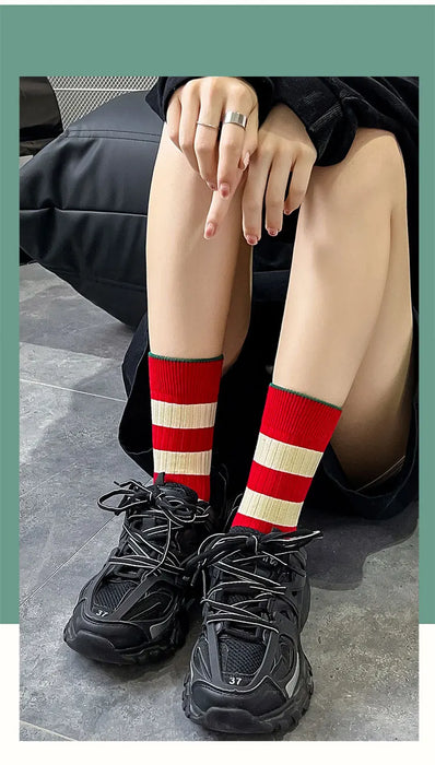 Various Stylish Cotton Medium Tube Design Socks