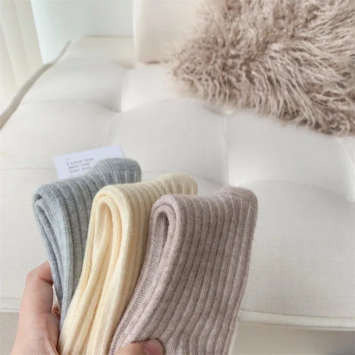 New Winter Fashion Solid Colour Socks