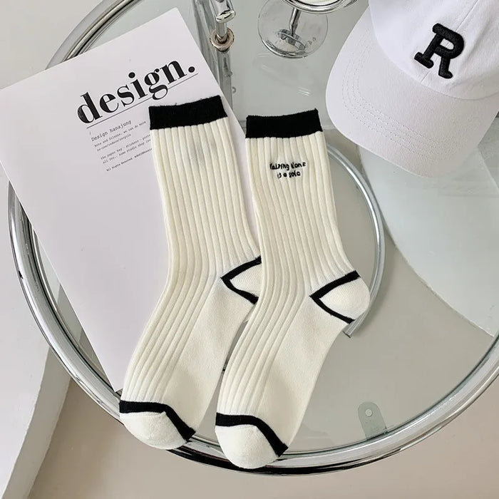 Various Stylish Cotton Medium Tube Design Socks