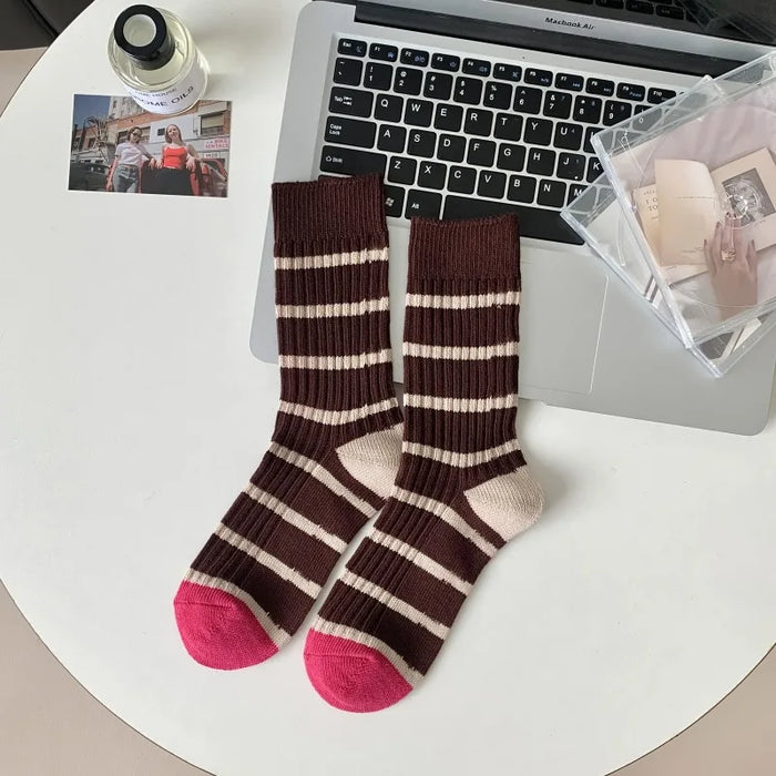 Various Stylish Cotton Medium Tube Design Socks