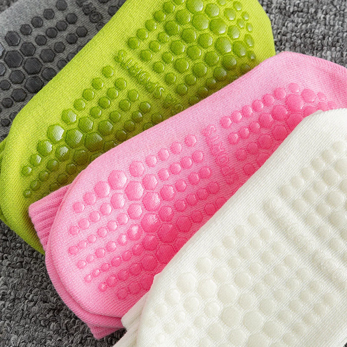 womens-fitness-floor-socks-trend-mid-length-yoga-socks-sports-socks-sweat-absorbing-and-breathable-pilates-socks