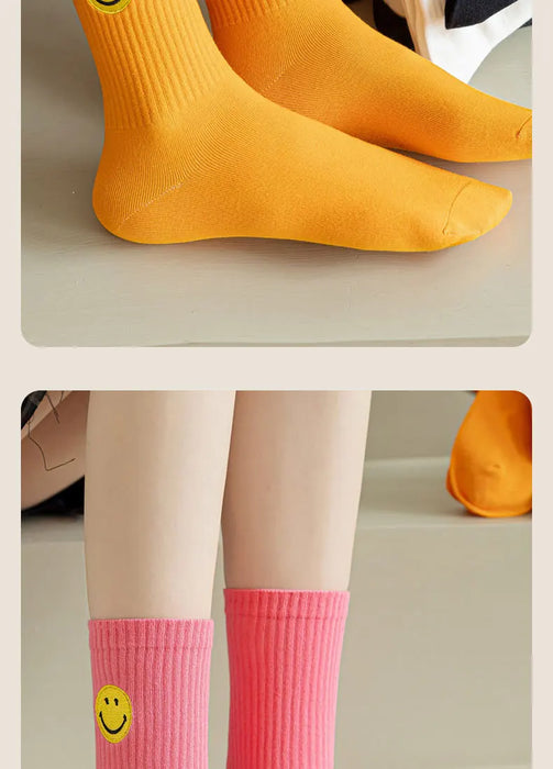 solid-color-medium-tube-socks-for-womens-fresh-smiling-face-pattern-simple-style-comfortable-breathable-girl-socks