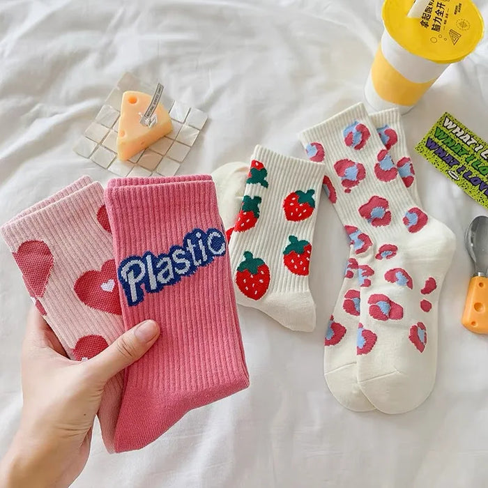 Women's Floral Heart Print Crew Socks