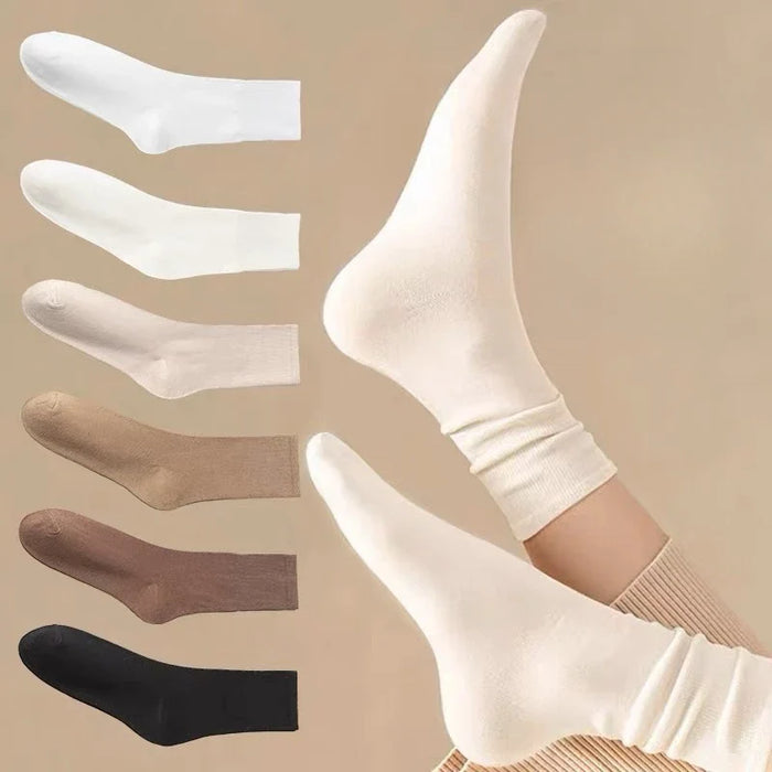 5-pairs-of-womens-socks-mid-tube-stacked-socks-solid-color-flat-bottom-casual-socks-black-and-white-spring-and-autumn-socks
