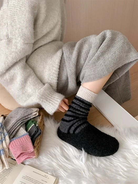 Wool Stripe Designer Socks Middle Tube