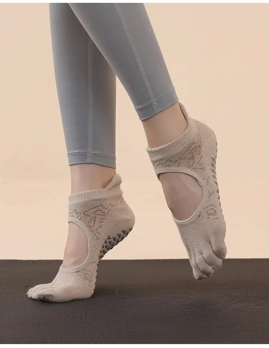 women-yoga-toe-socks-high-quality-anti-slip-five-fingers-pilates-socks-quick-dry-grip-fitness-dance-training-toe-socks-for-girls