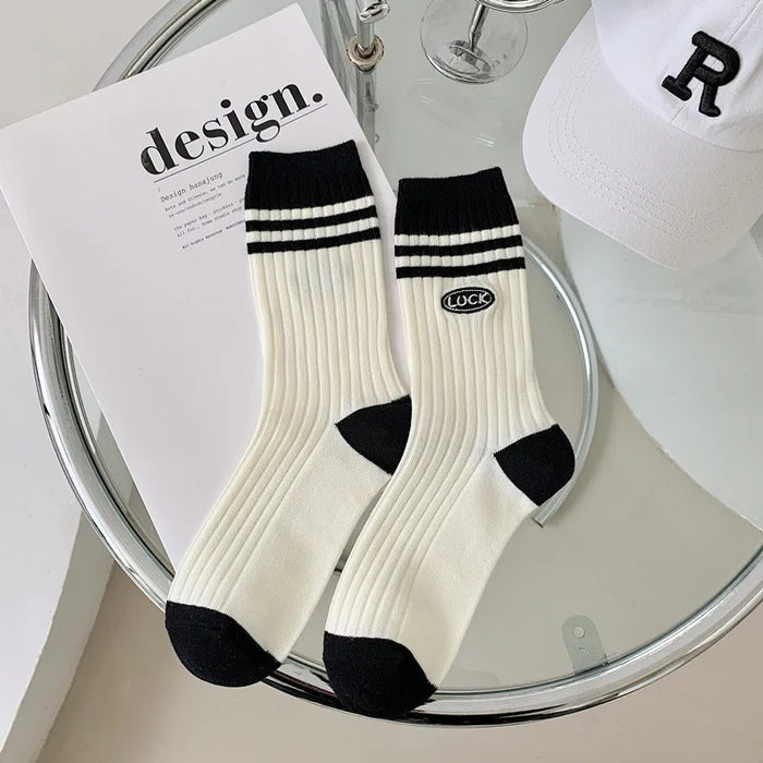 Various Stylish Cotton Medium Tube Design Socks