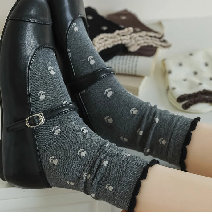 Long Breathable Retro Female Flower Socks