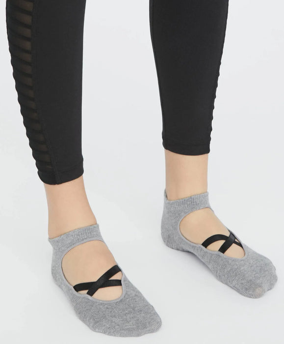 2-pairs-yoga-socks-cotton-breathable-sweat-absorbent-silicone-anti-slip-floor-socks-women-pilates-ballet-fitness-sports-sock-set