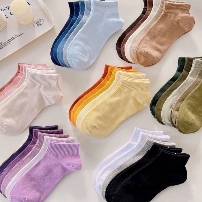 15 Pairs of Fashionable Solid Colour Short Socks