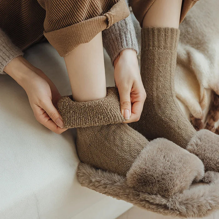 4-pairs-of-cashmere-socks-for-women-autumn-and-winter-plus-velvet-thickened-mid-tube-socks-warm-long-socks