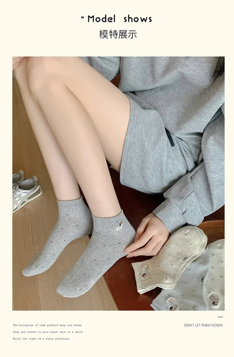 womens-socks-cartoon-dog-embroidery-short-socks-spring-summer-thin-cute-cotton-socks-boneless-sweat-absorbing-wave-point-socks