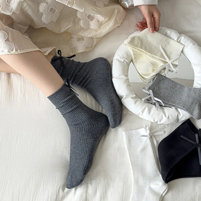 Sweet Bowknot Tied Middle Tube Socks Women Heel Bow Socks