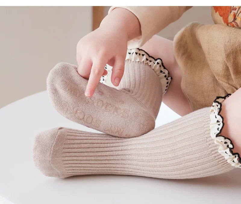 Heart Lace Princess Sock