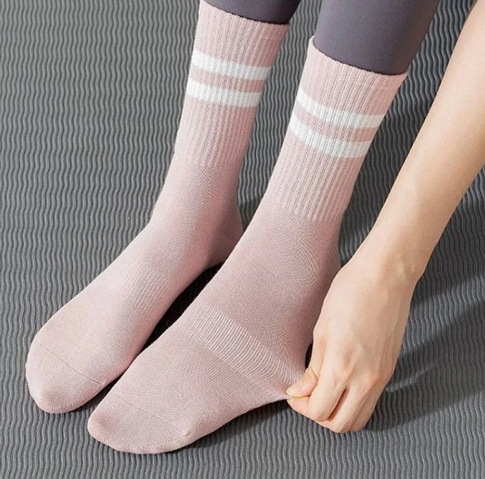 4 pairs Yoga / Pilates solid mid tube socks
