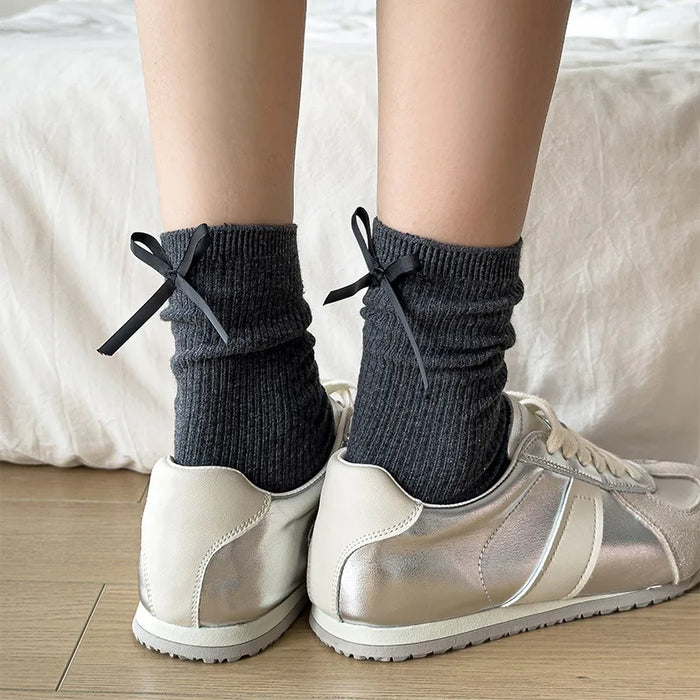Sweet Bowknot Tied Middle Tube Socks Women Heel Bow Socks