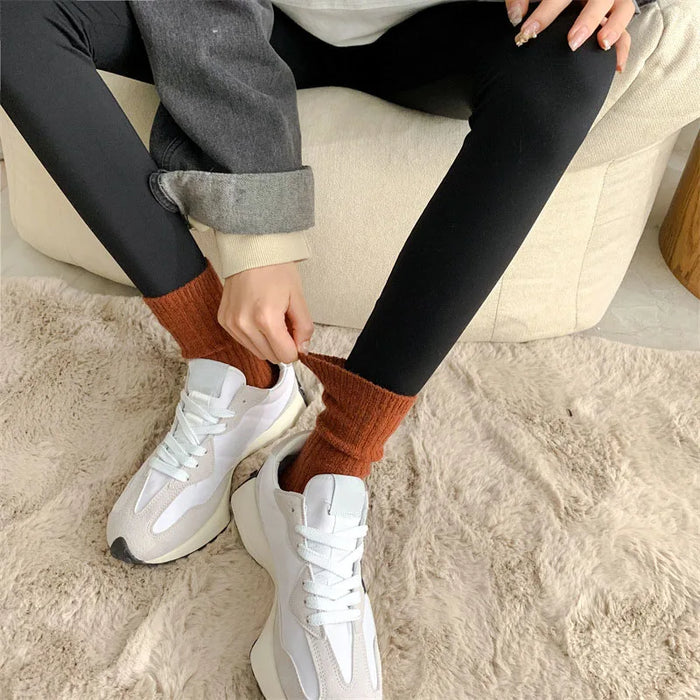 New Winter Fashion Solid Colour Socks