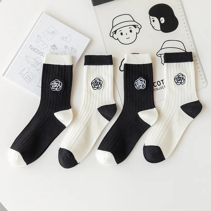 Japanese Embroidered Flowers Trendy Black Mid-tube Socks